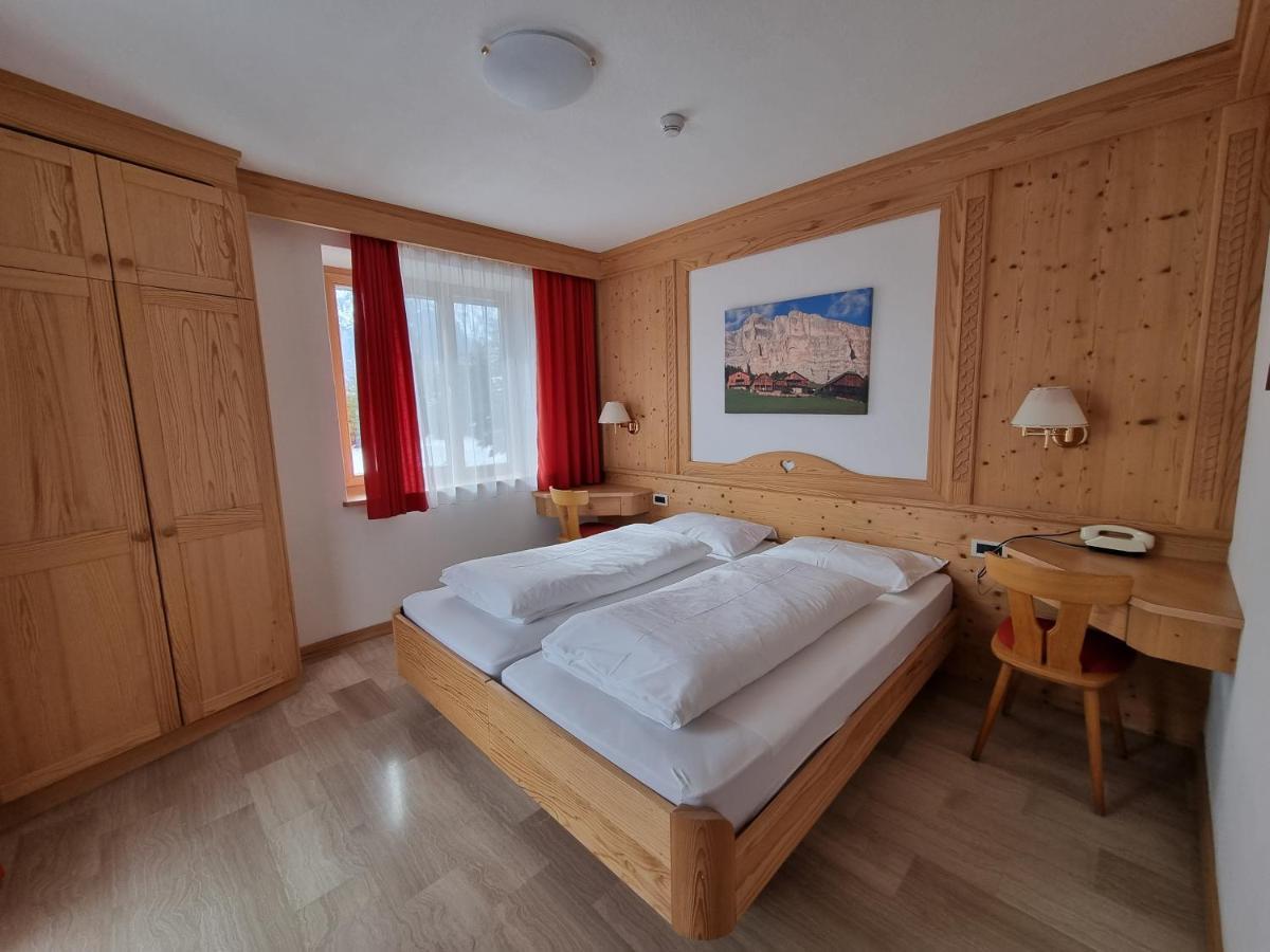 Residence Riposo Colfosco Eksteriør bilde