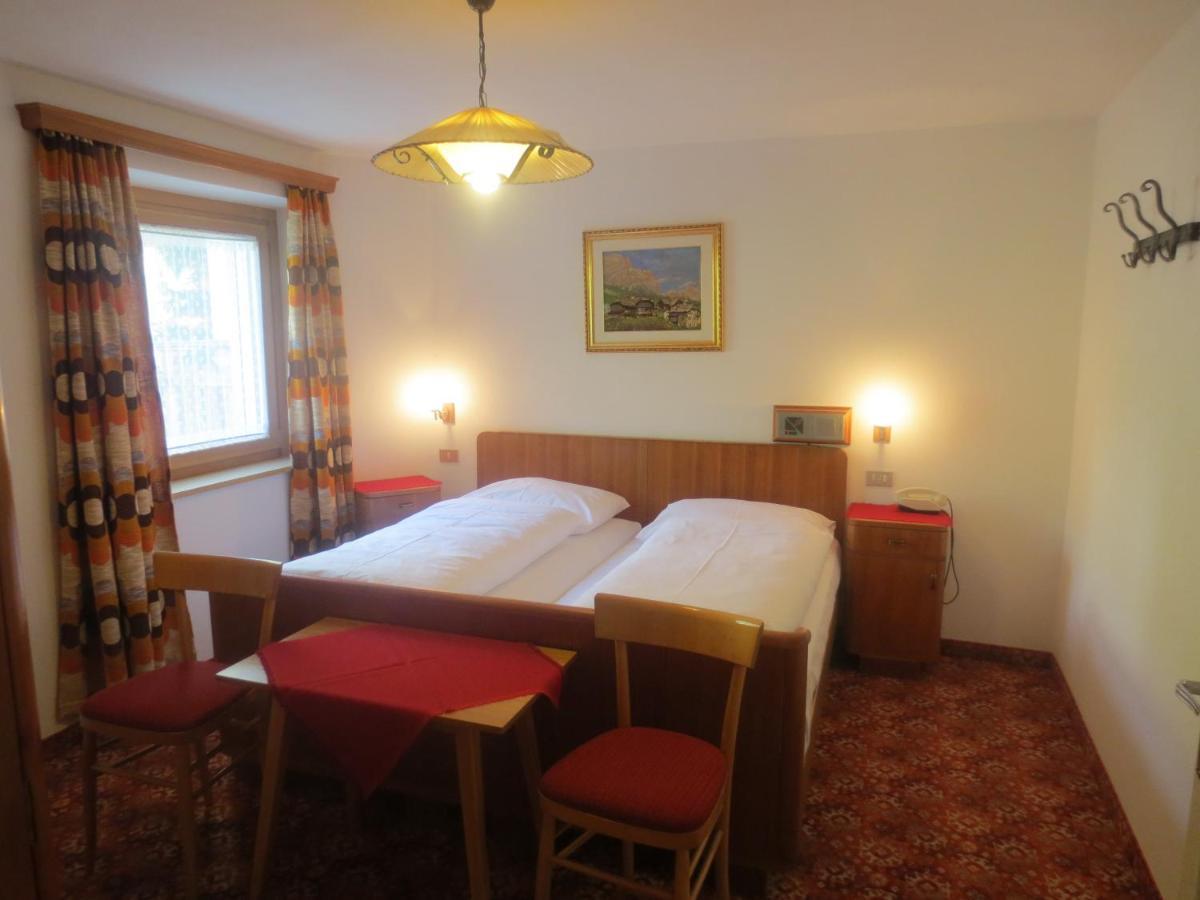 Residence Riposo Colfosco Eksteriør bilde